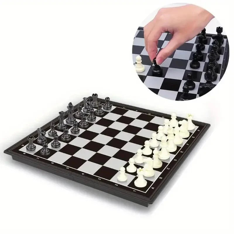 CHESSORQ – Foldable Magnetic Chess Set with Portable Board